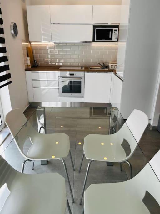 Sliema, Apt7, Stylish 2 Bedroom Apartment With Parking Exteriör bild