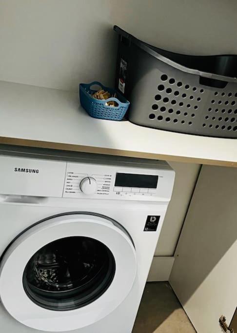 Sliema, Apt7, Stylish 2 Bedroom Apartment With Parking Exteriör bild